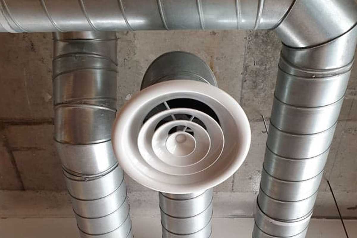 Air Duct Installation Banner